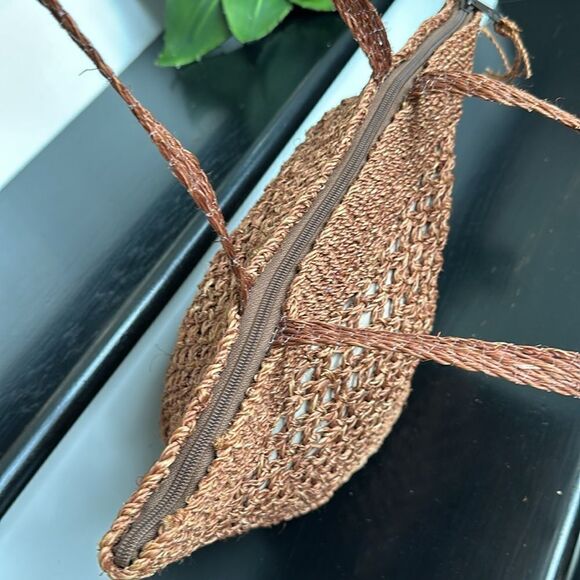 Woven shoulder tote purse straw zipper top relaxed boho fall - Picture 7 of 10
